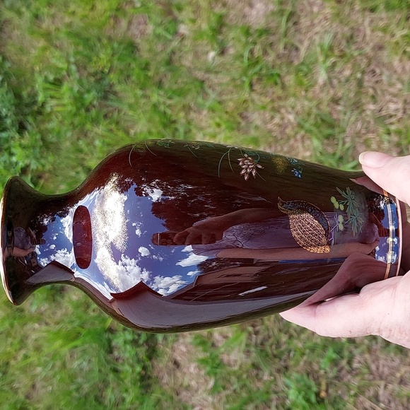 TOYO Japan Floral/Animals Vase,7.5in.Hx4in.W.at Widest Part. - Picture 2 of 7